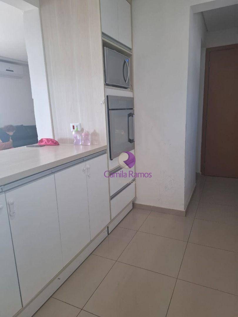 Apartamento para alugar com 3 quartos, 99m² - Foto 6