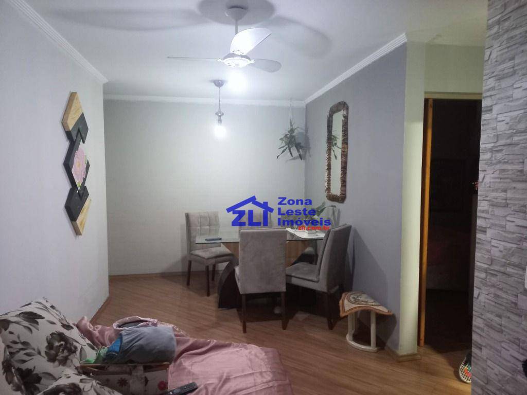 Apartamento à venda com 2 quartos, 64m² - Foto 9