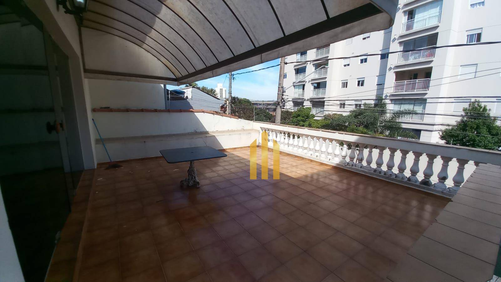 Casa à venda e aluguel com 3 quartos, 280m² - Foto 8