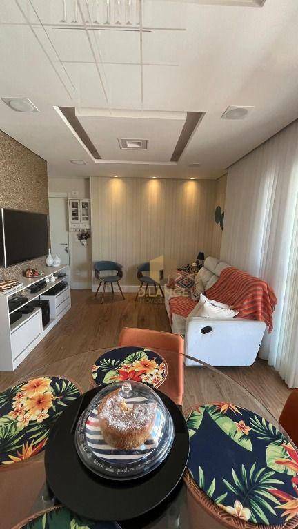 Apartamento à venda com 3 quartos, 95m² - Foto 7