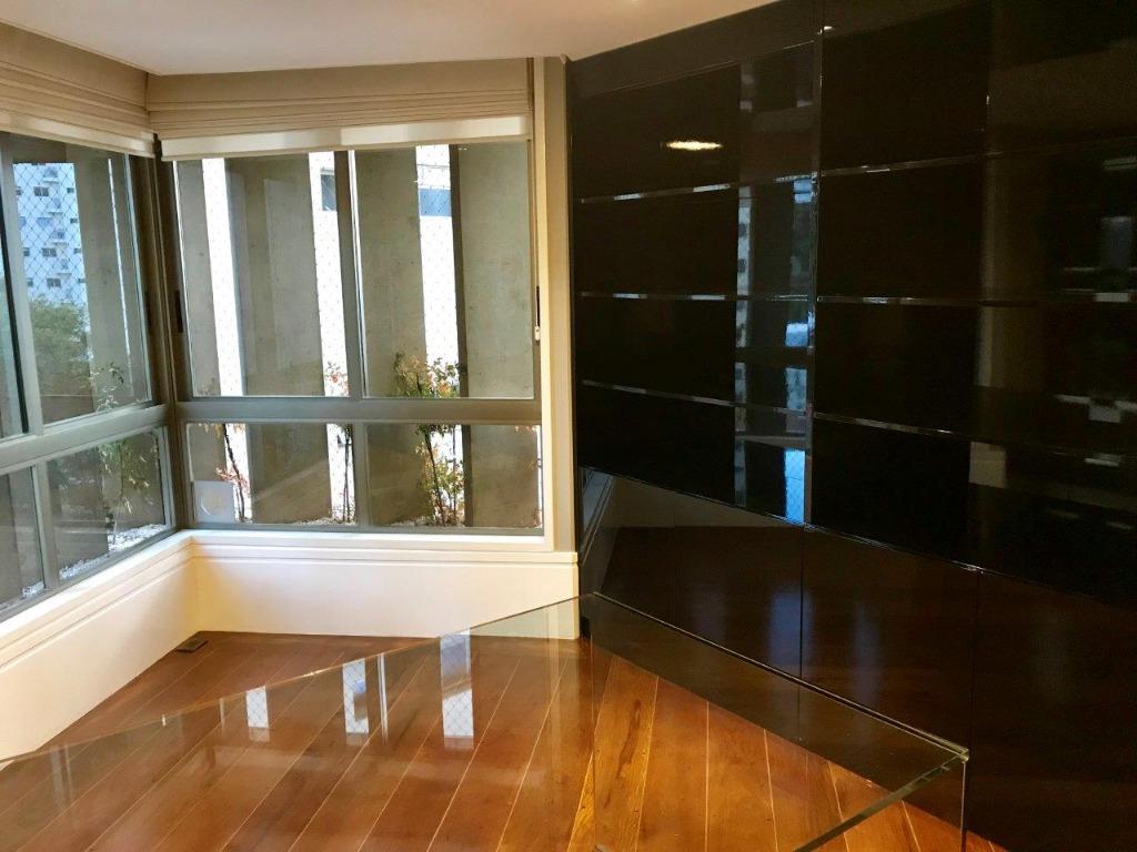 Apartamento à venda com 4 quartos, 670m² - Foto 35