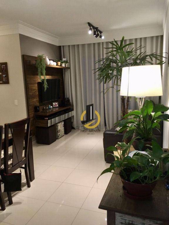 Apartamento à venda com 3 quartos, 66m² - Foto 1