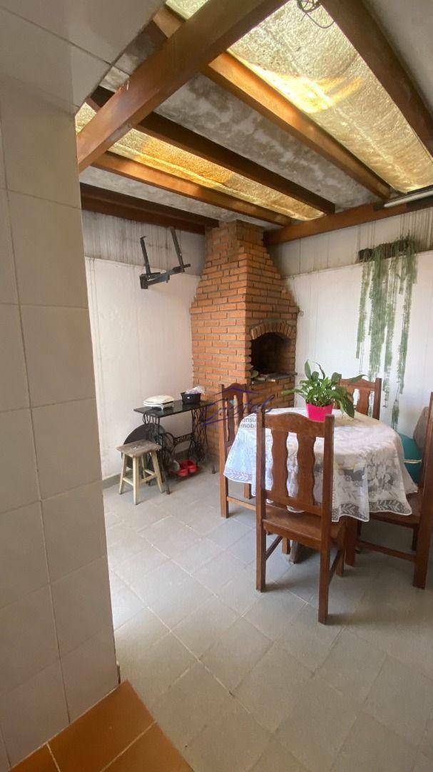 Casa à venda com 3 quartos, 150m² - Foto 20