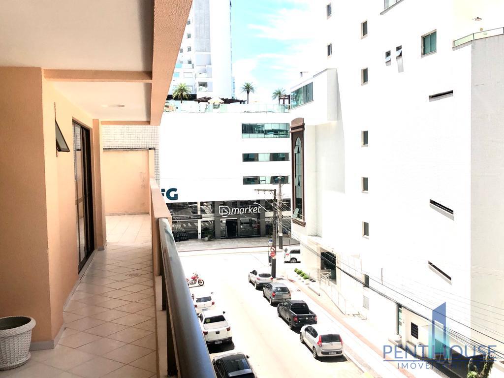 Apartamento à venda com 2 quartos, 90m² - Foto 8