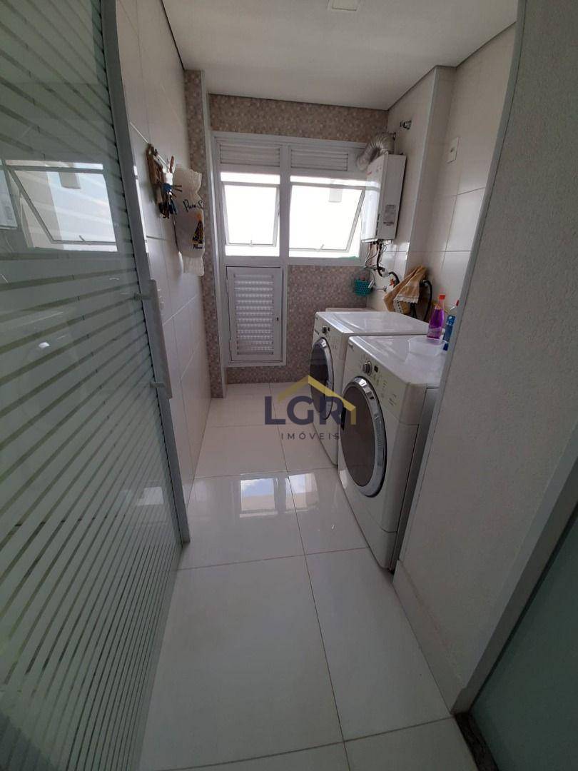 Apartamento à venda com 3 quartos, 121m² - Foto 12