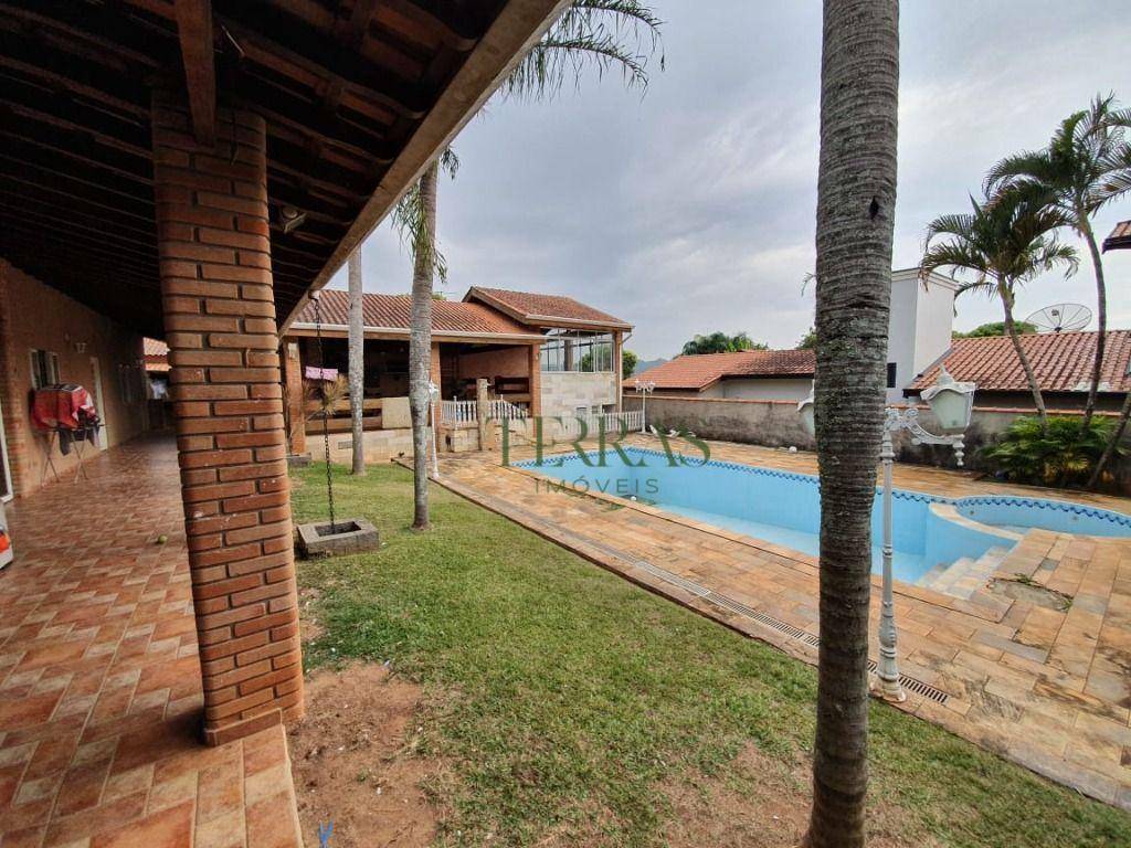 Casa de Condomínio à venda com 3 quartos, 598m² - Foto 15