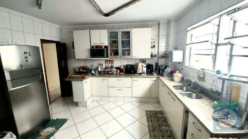 Apartamento à venda com 3 quartos, 161m² - Foto 14