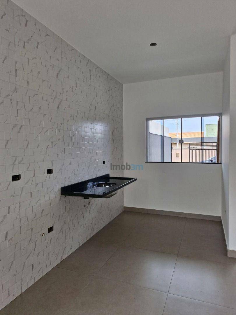 Casa à venda com 3 quartos, 79m² - Foto 12