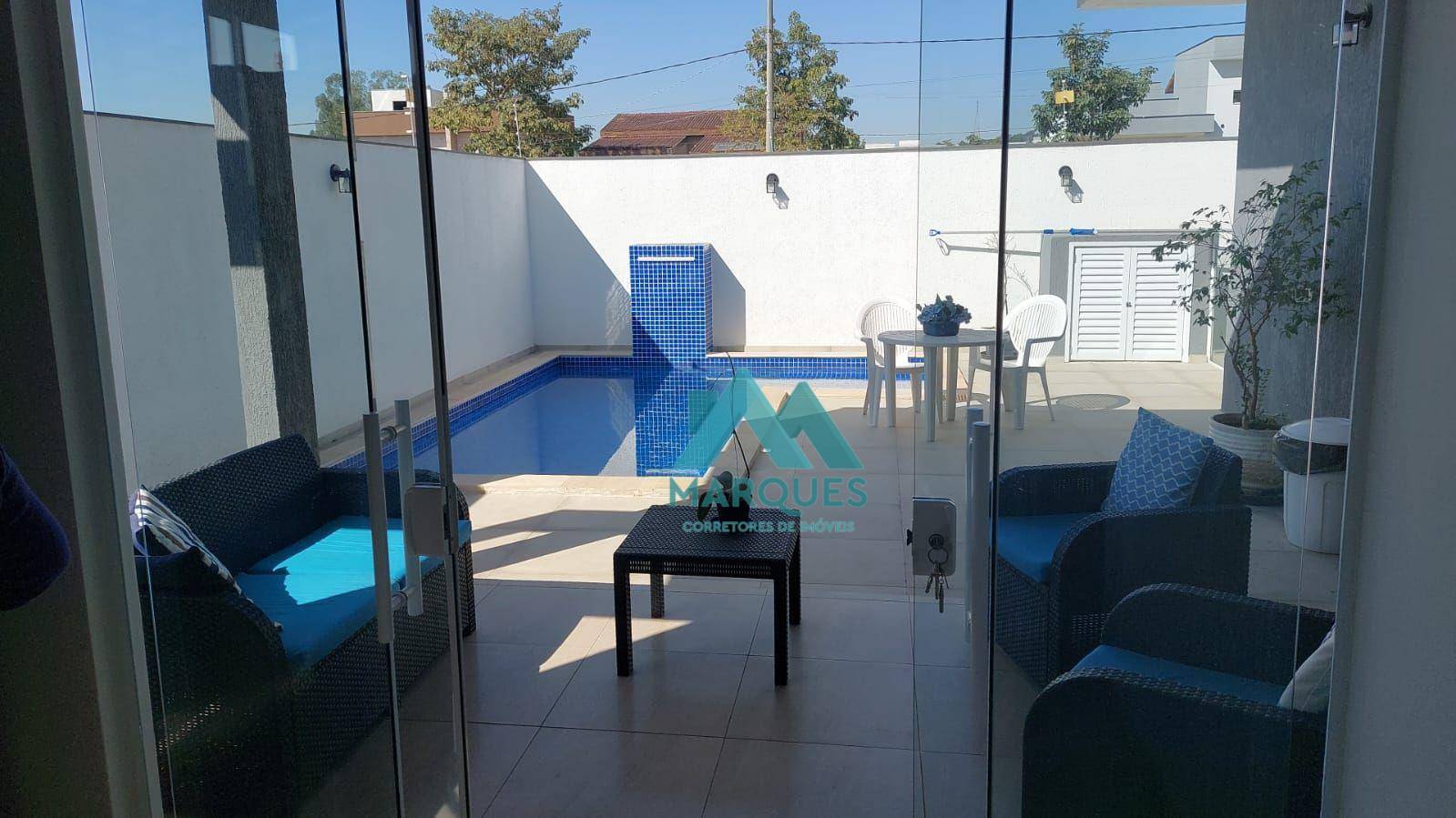 Casa à venda e aluguel com 3 quartos, 146m² - Foto 1