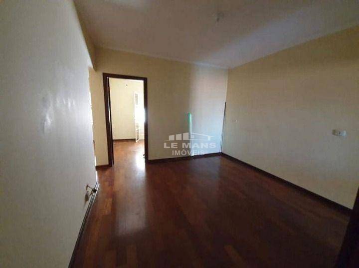 Casa à venda com 2 quartos, 140m² - Foto 10