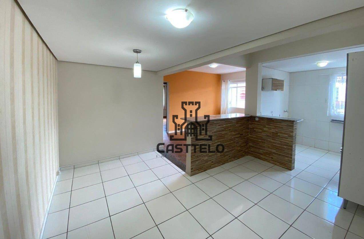 Apartamento à venda com 2 quartos, 67m² - Foto 4