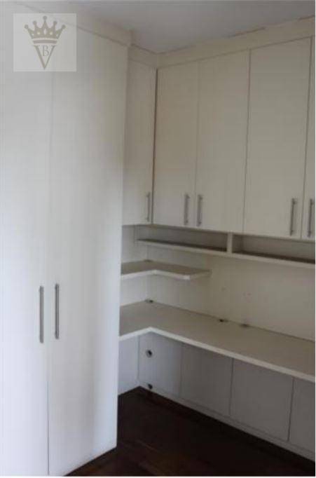 Apartamento à venda com 4 quartos, 230m² - Foto 5