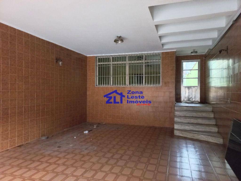 Sobrado para alugar com 4 quartos, 300m² - Foto 1