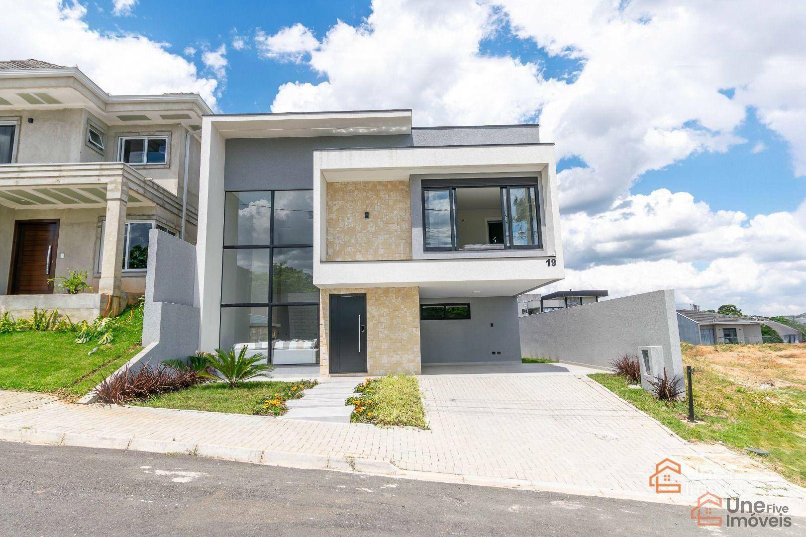 Sobrado, 3 quartos, 187 m² - Foto 1