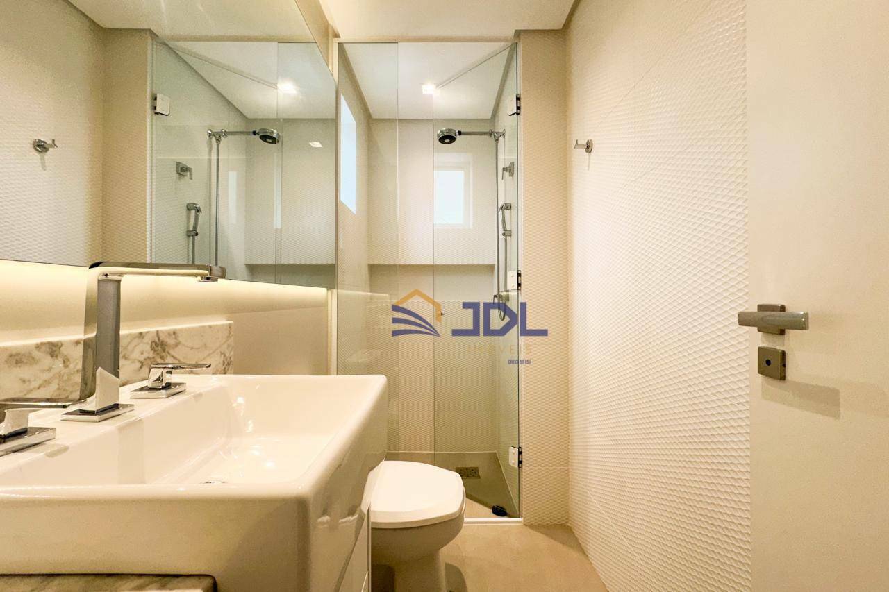 Apartamento à venda com 4 quartos, 222m² - Foto 25