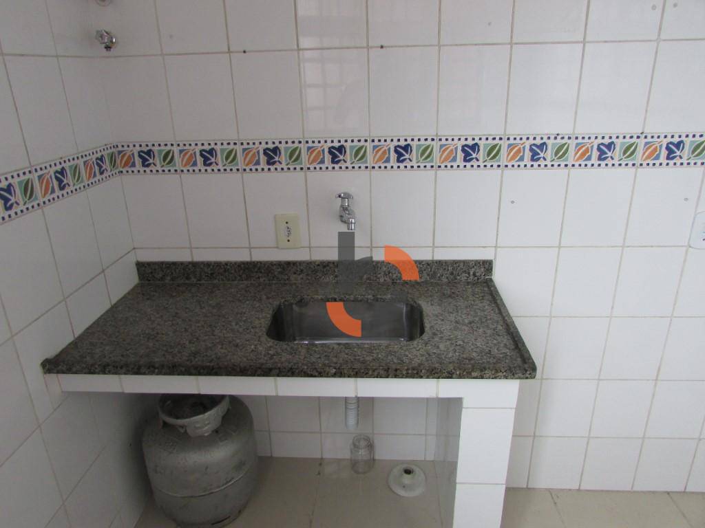 Apartamento para alugar com 1 quarto, 45m² - Foto 8