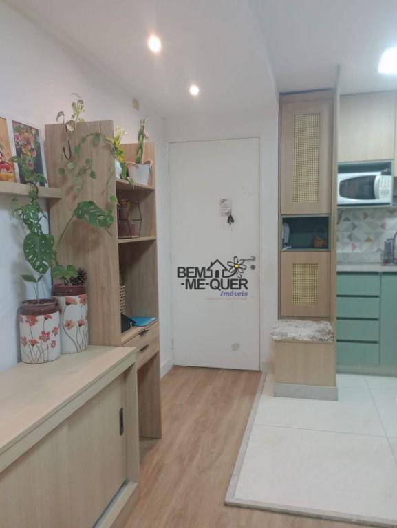 Apartamento à venda com 2 quartos, 50m² - Foto 13