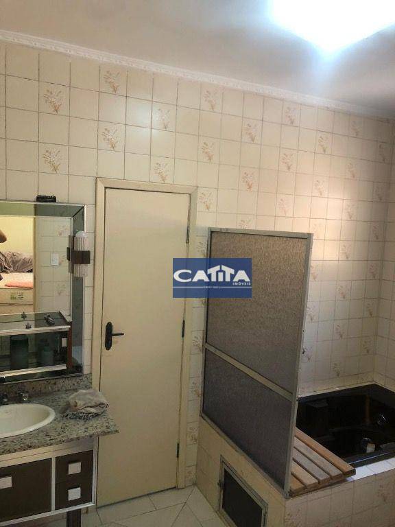 Casa à venda e aluguel com 3 quartos, 250m² - Foto 5