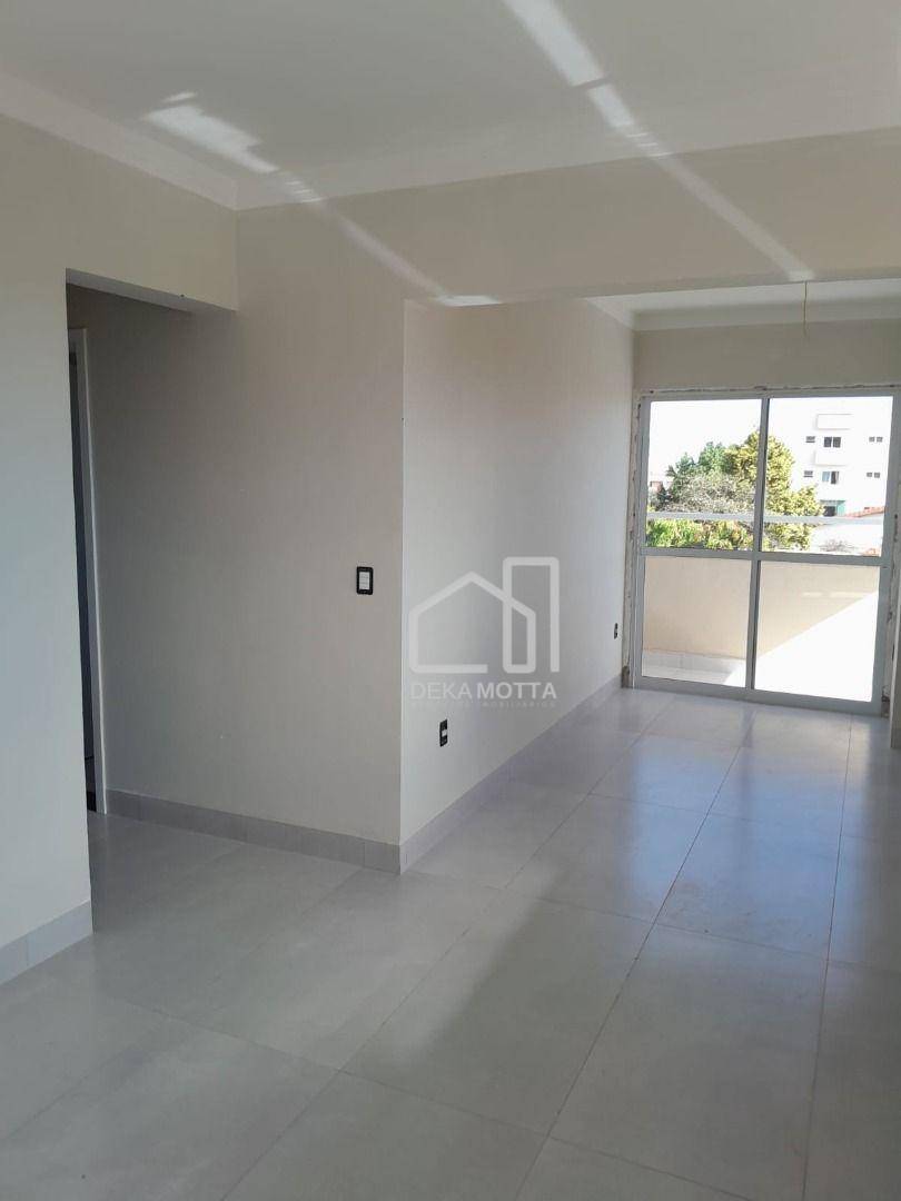 Apartamento à venda com 3 quartos, 82m² - Foto 7