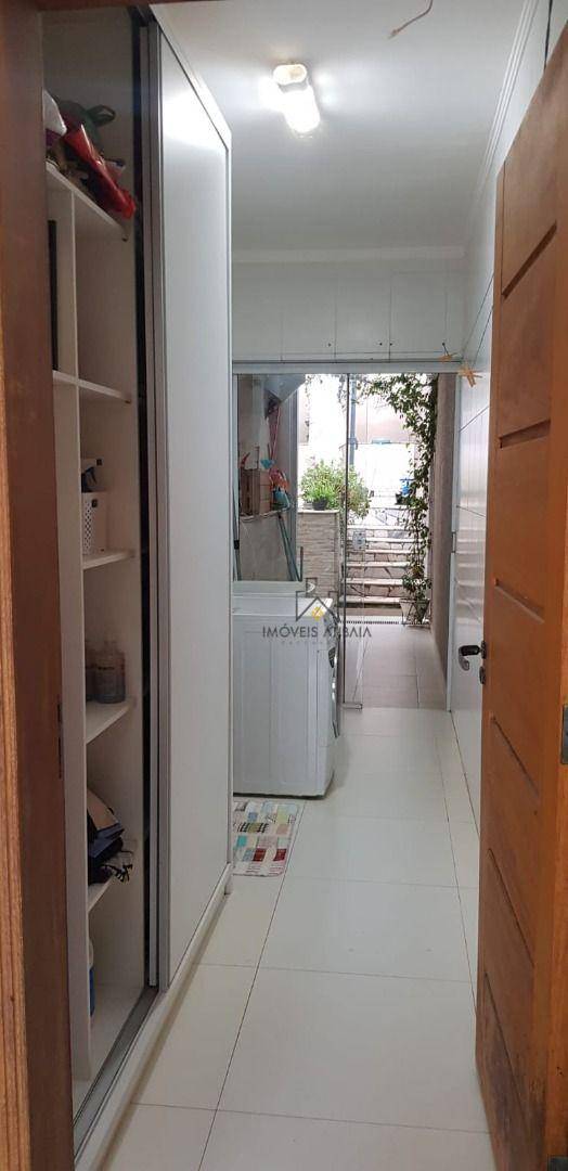 Sobrado à venda com 3 quartos, 310m² - Foto 4