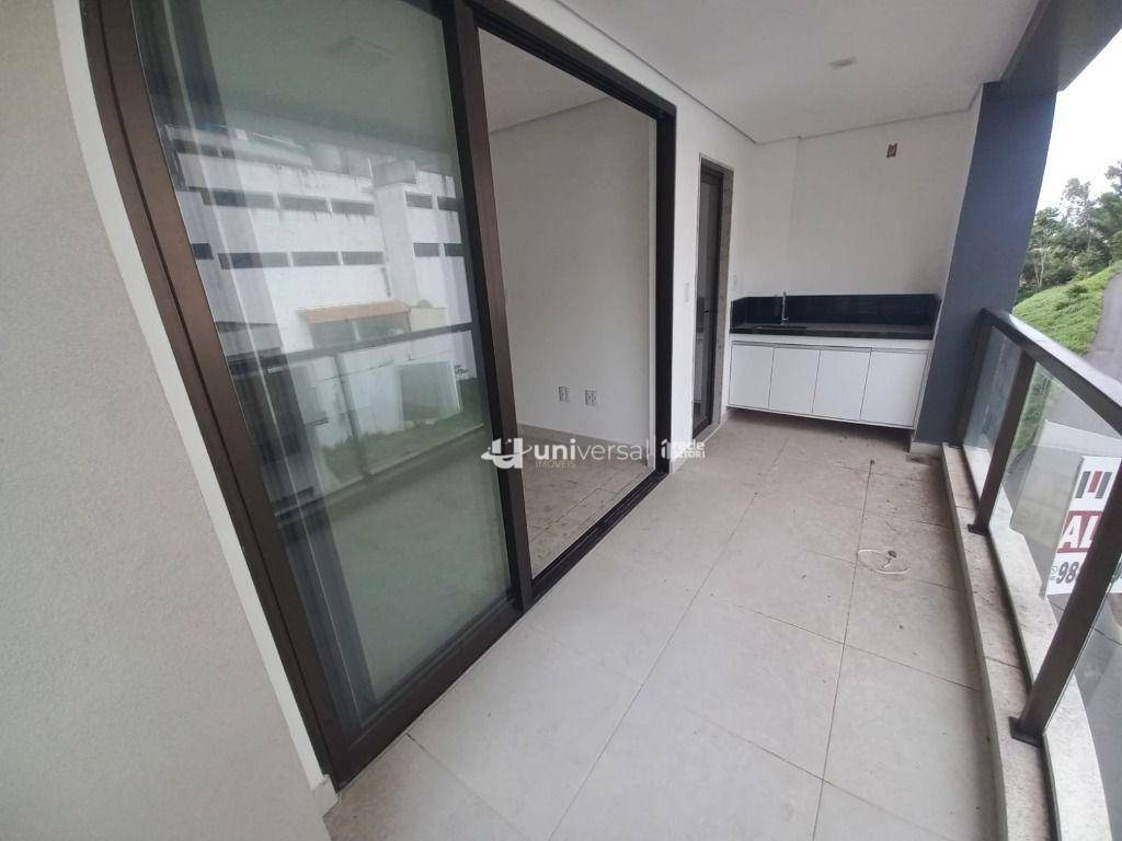 Apartamento para alugar com 2 quartos, 70m² - Foto 4