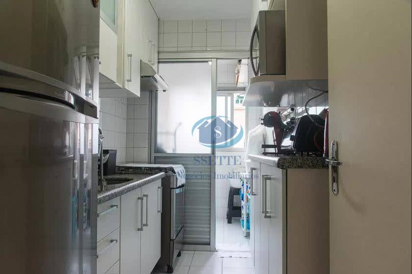 Apartamento à venda com 2 quartos, 49m² - Foto 12