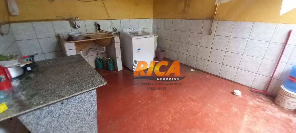 Casa à venda com 3 quartos, 180M2 - Foto 15