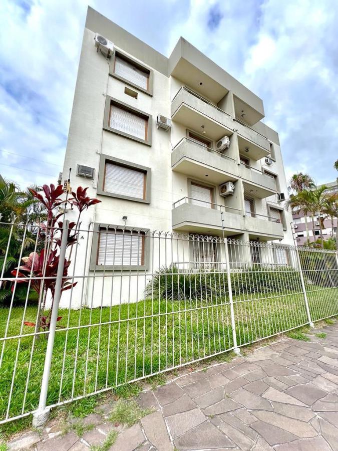 Apartamento à venda com 2 quartos, 100m² - Foto 1