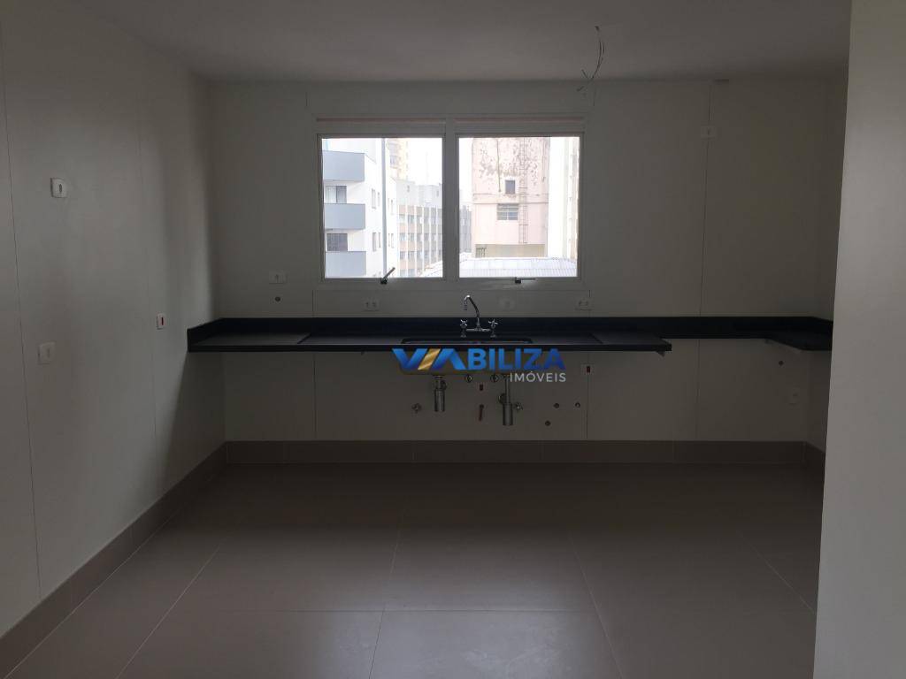 Apartamento à venda com 4 quartos, 260m² - Foto 46