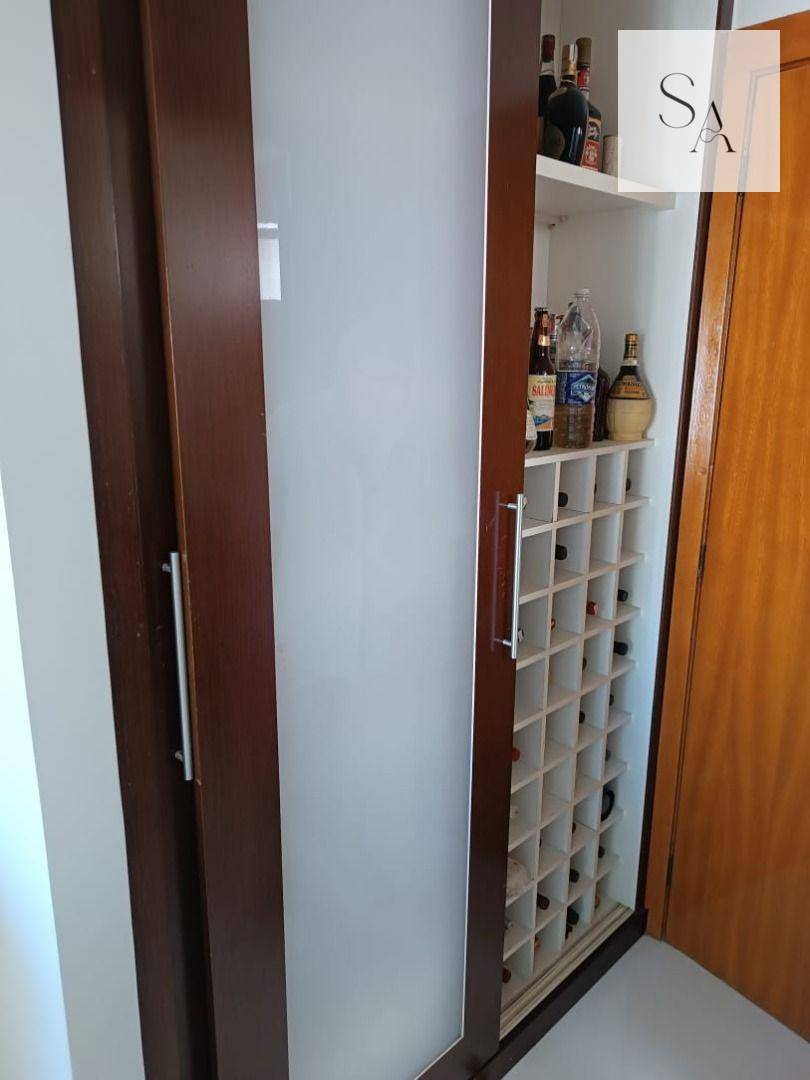 Apartamento à venda com 3 quartos, 215m² - Foto 15