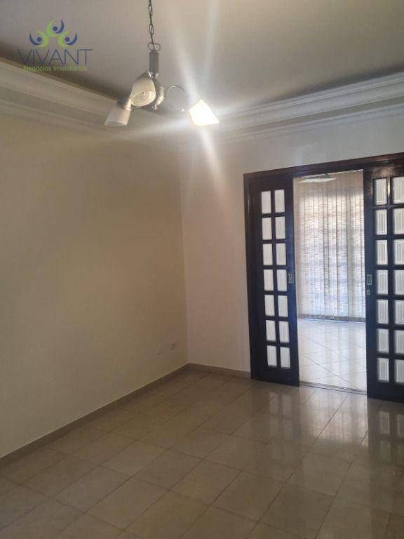 Sobrado à venda com 3 quartos, 200m² - Foto 23