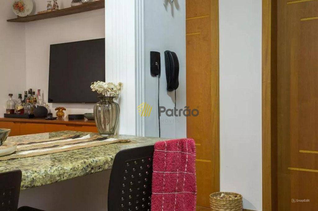 Apartamento à venda com 2 quartos, 48m² - Foto 2