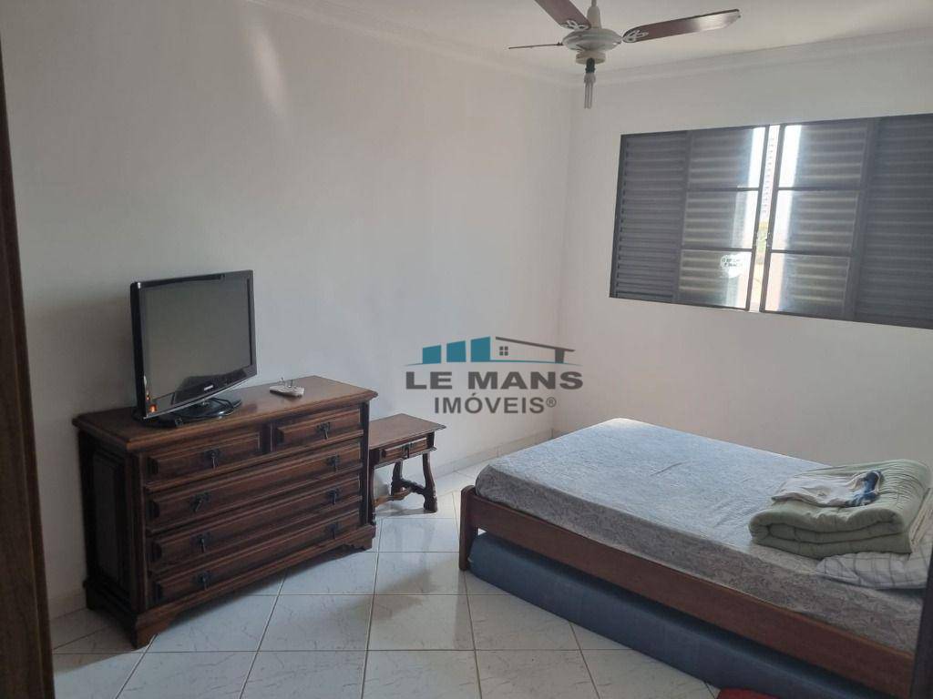 Apartamento à venda com 3 quartos, 110m² - Foto 13