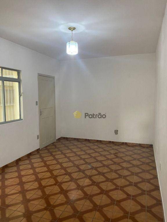 Sobrado para alugar com 2 quartos, 104m² - Foto 1