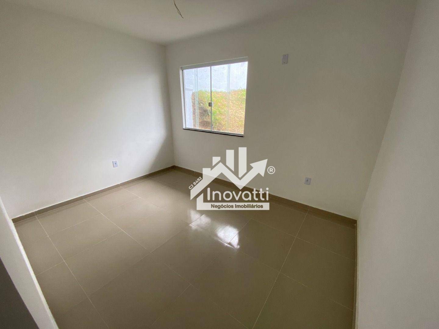 Casa à venda com 2 quartos, 64m² - Foto 17