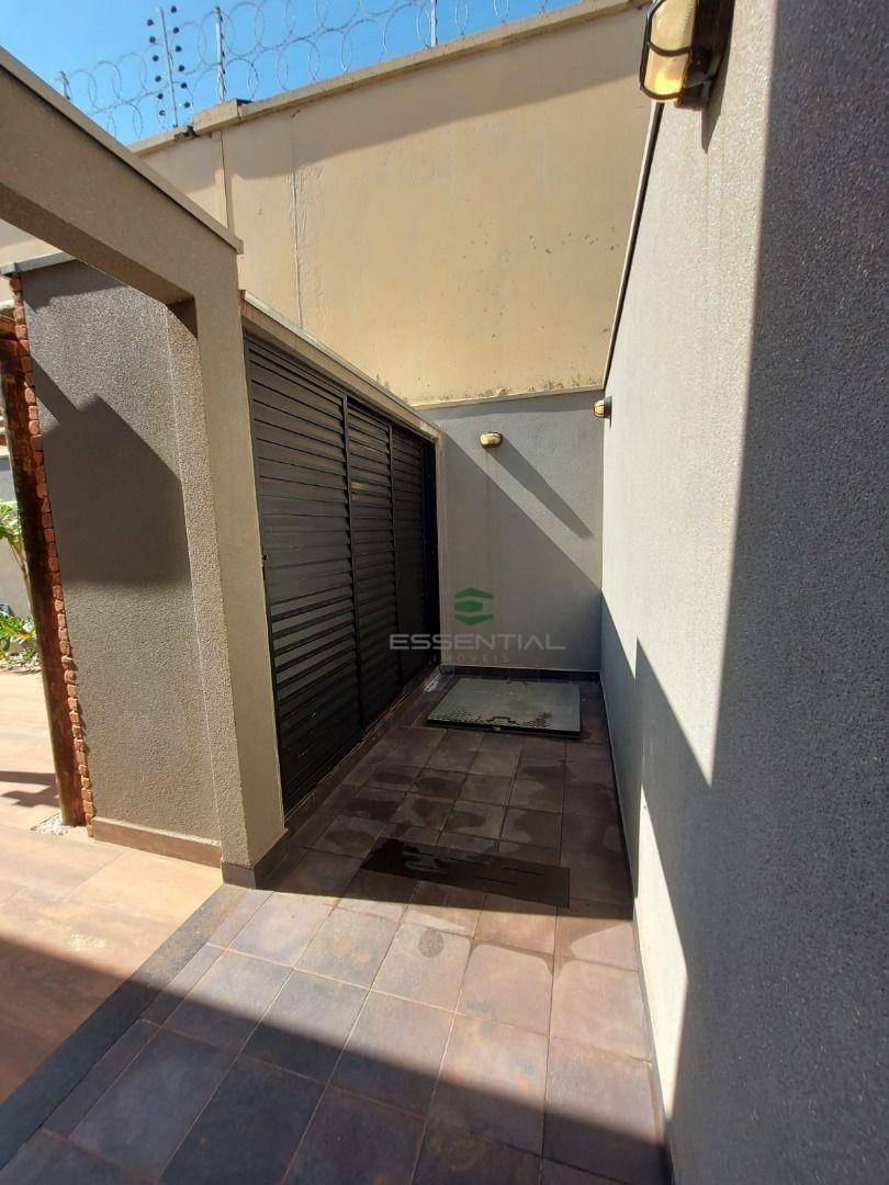 Casa de Condomínio à venda com 3 quartos, 237m² - Foto 11