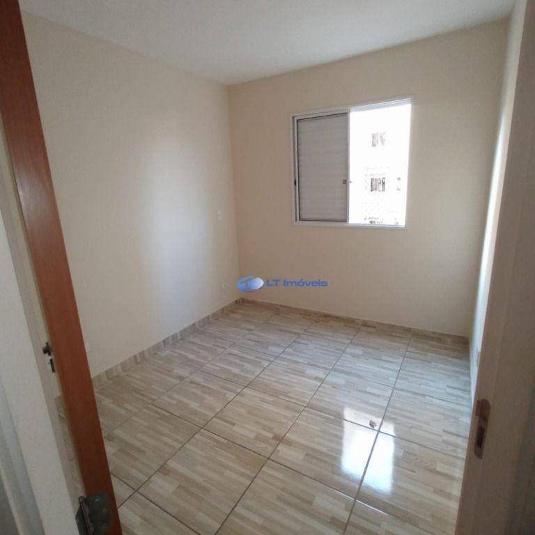 Apartamento para alugar com 2 quartos, 53m² - Foto 17
