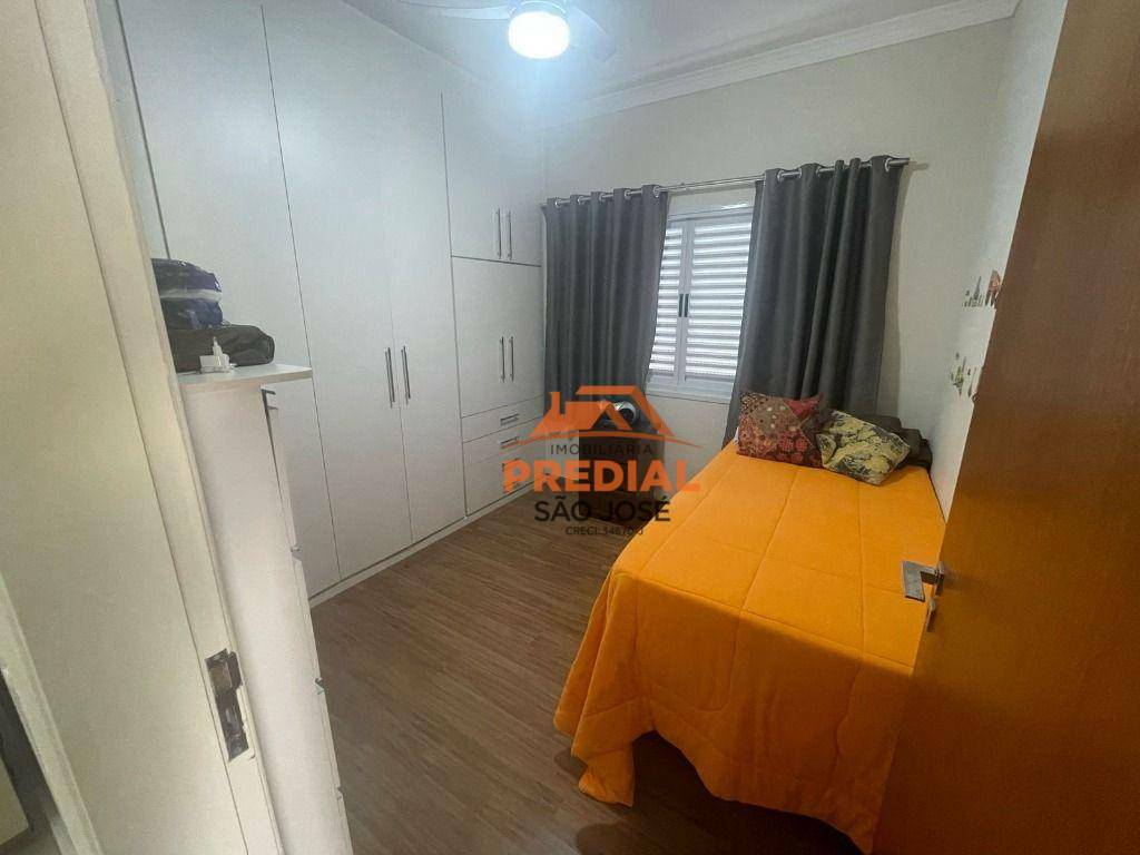 Casa de Condomínio à venda com 3 quartos, 226m² - Foto 22