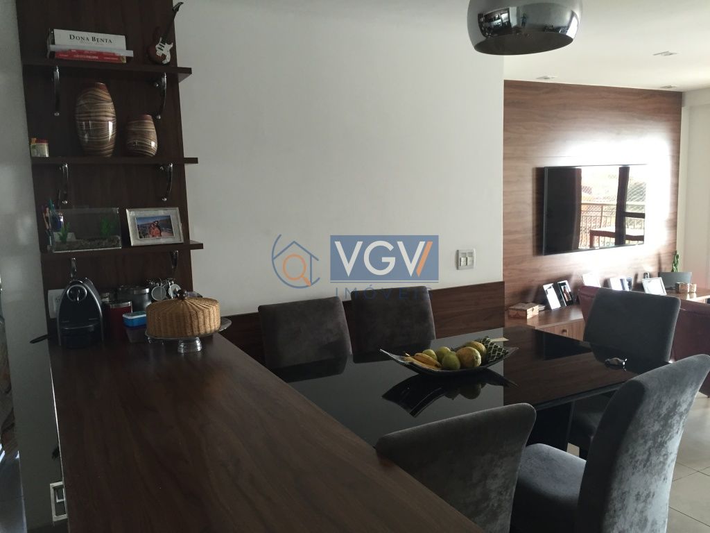 Apartamento à venda com 2 quartos, 82m² - Foto 6