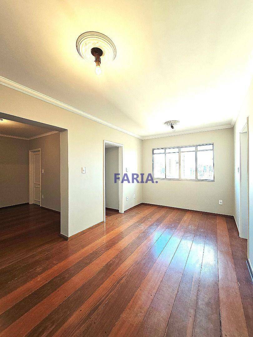 Apartamento à venda com 5 quartos, 211m² - Foto 12