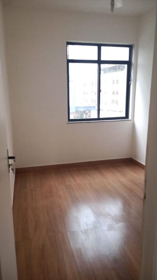 Apartamento à venda com 2 quartos, 65m² - Foto 14