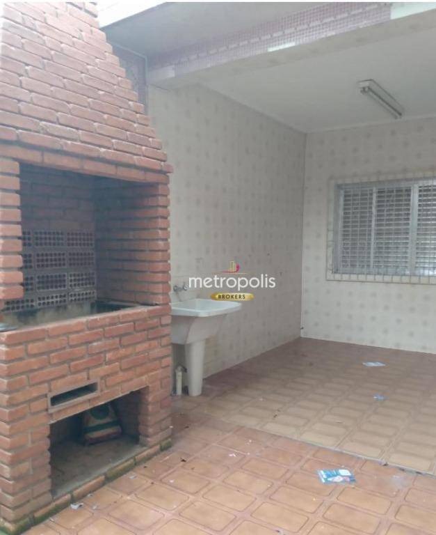 Casa à venda com 2 quartos, 199m² - Foto 1