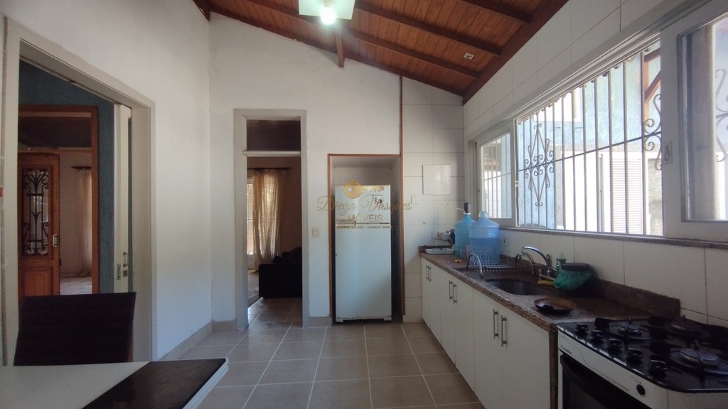Casa à venda com 4 quartos, 1650m² - Foto 26
