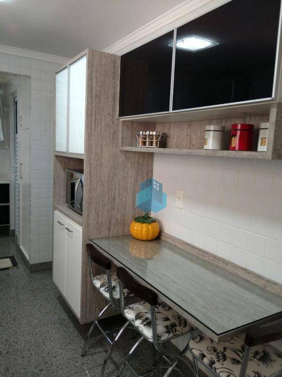 Apartamento à venda com 3 quartos, 134m² - Foto 6