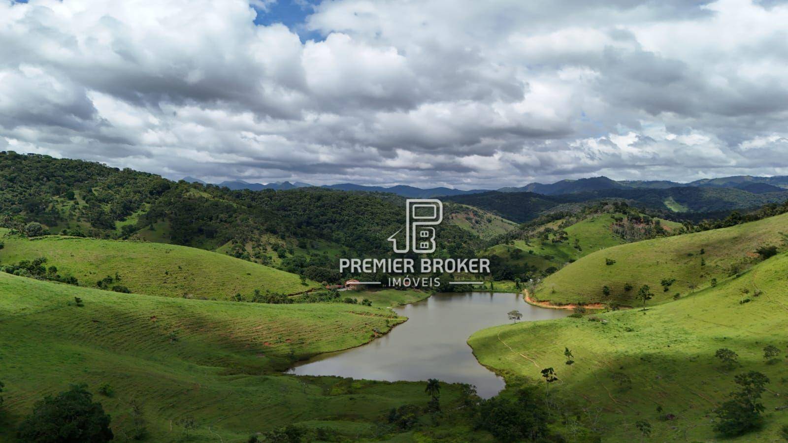 Fazenda à venda com 3 quartos, 250m² - Foto 36