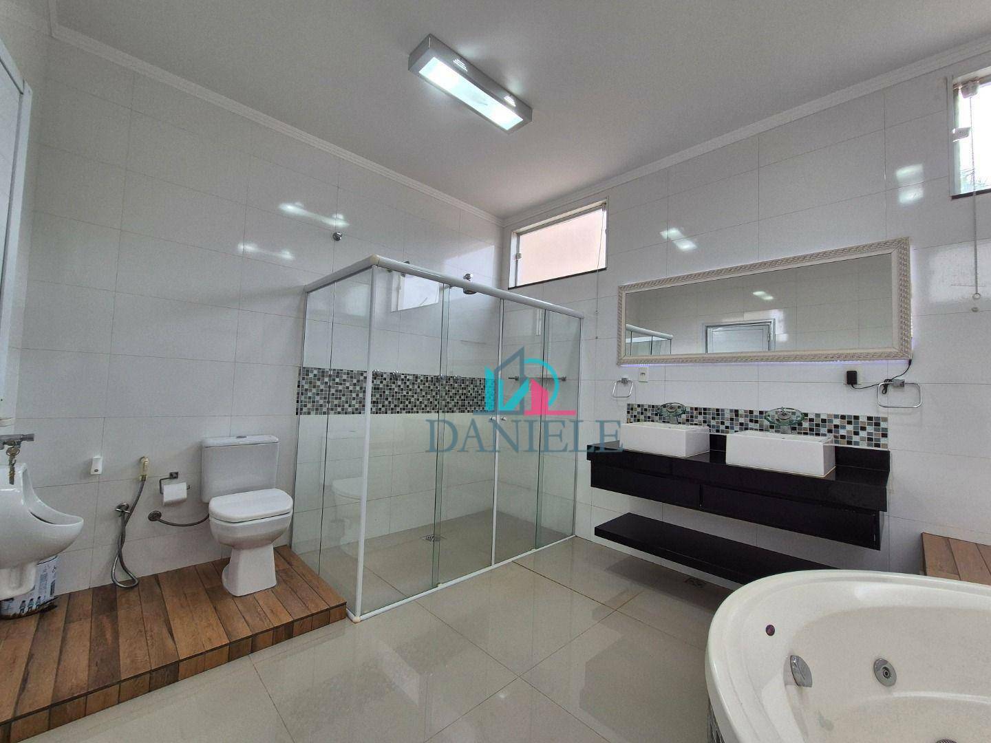 Casa de Condomínio à venda com 3 quartos, 240m² - Foto 34