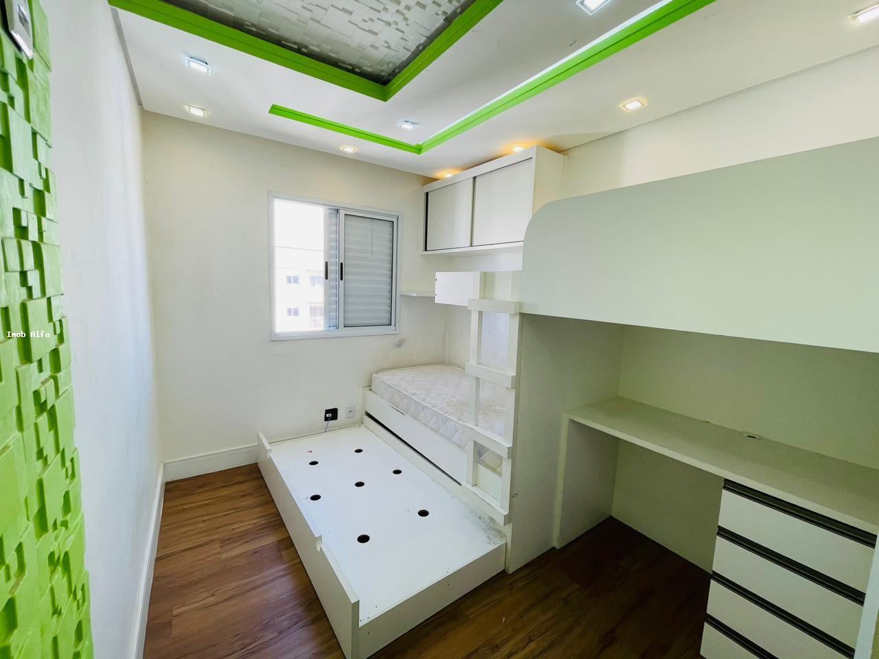 Apartamento à venda com 2 quartos, 61m² - Foto 4