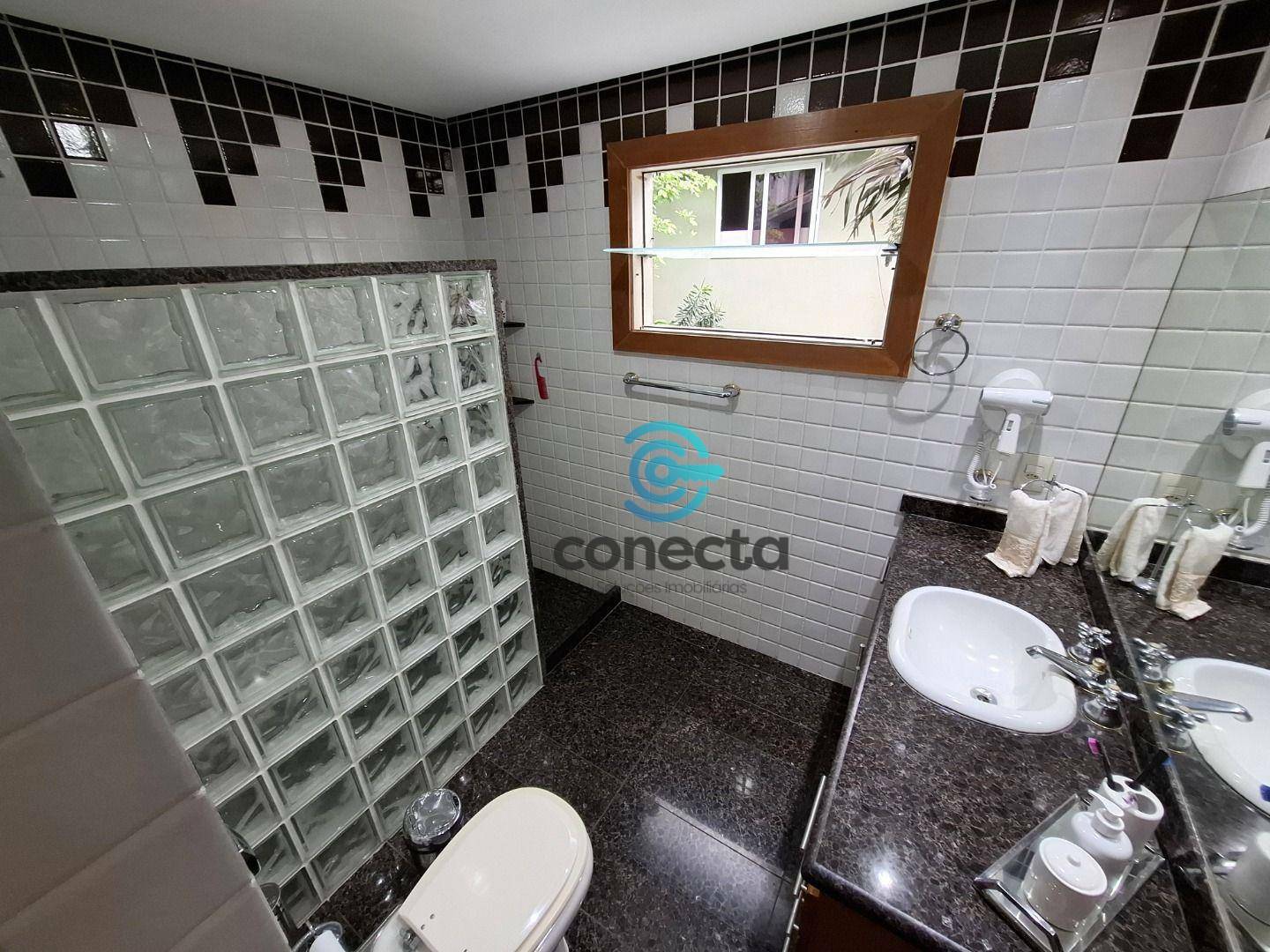 Casa de Condomínio à venda e aluguel com 3 quartos, 390m² - Foto 14