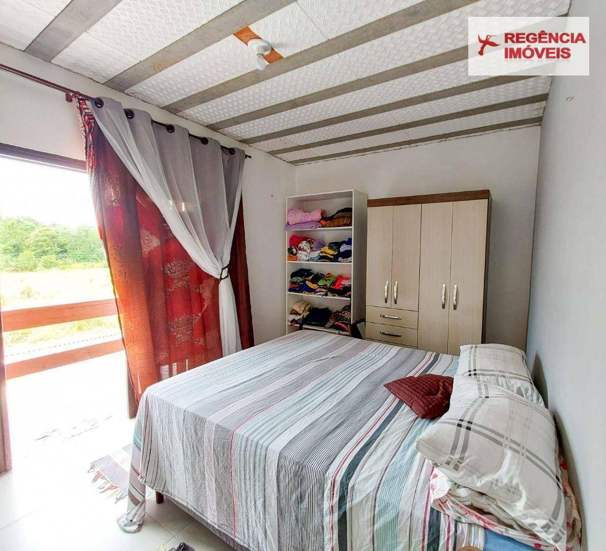 Casa à venda com 4 quartos, 144m² - Foto 5