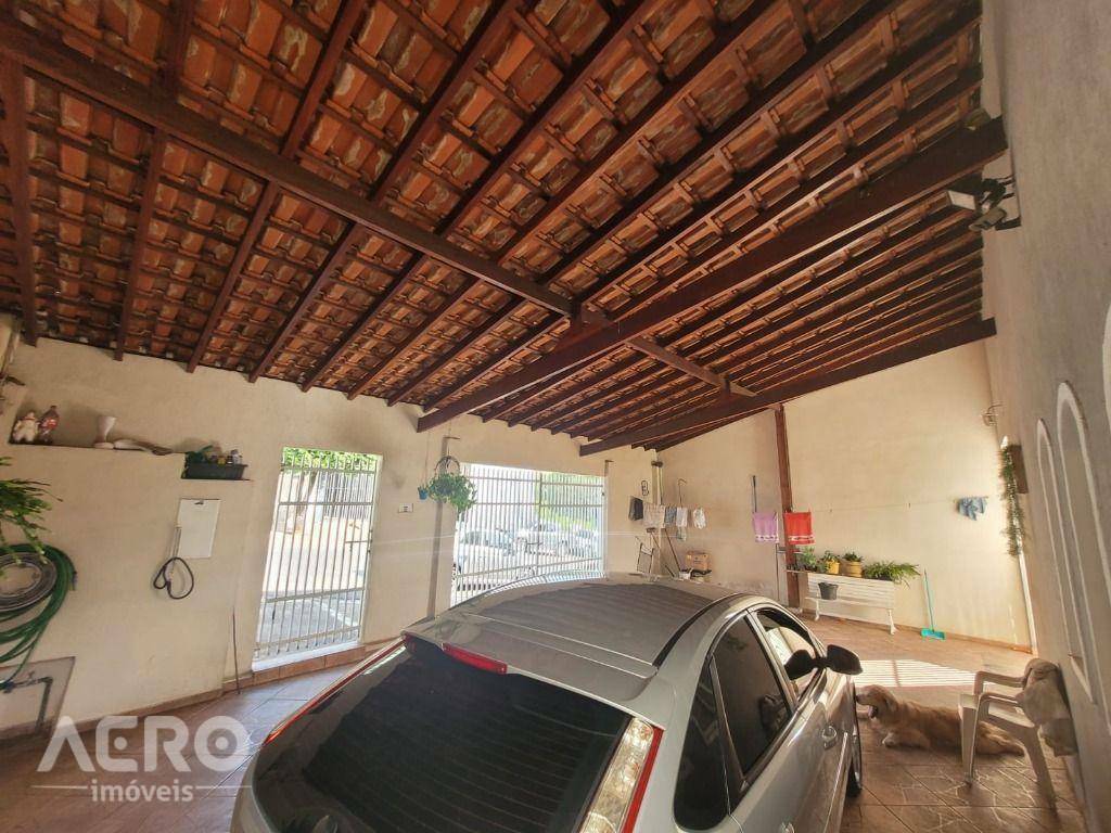 Casa à venda com 2 quartos, 156m² - Foto 5